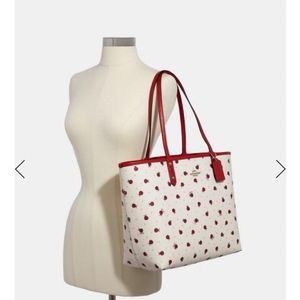 COACH LADYBUG REVERSIBLE CITY TOTE